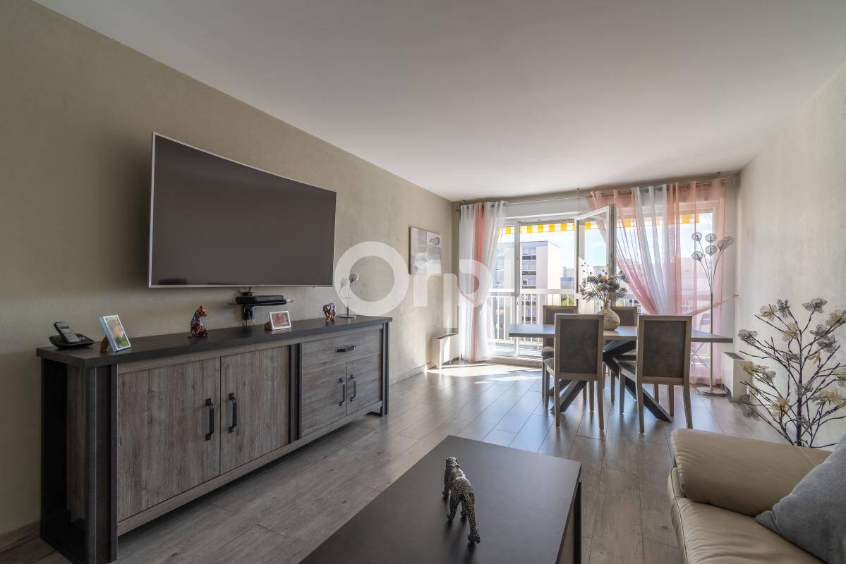 Appartement 5 pièces 106 m² · à Reims · 106,1 m² · 270 000 €