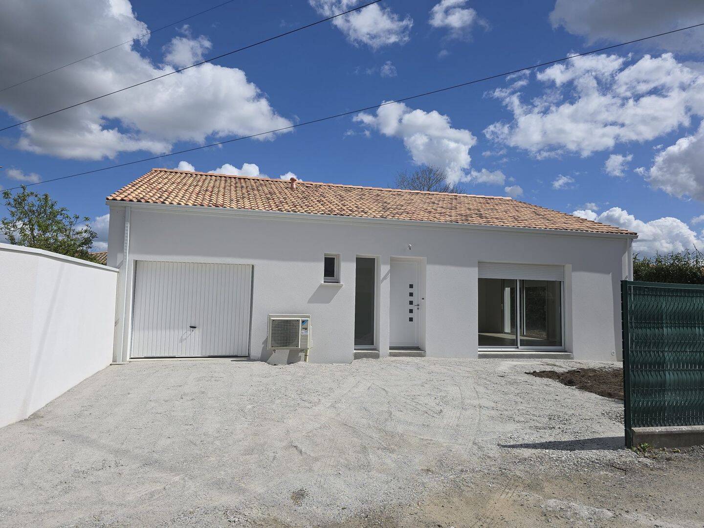 Maison 5 pièces 105 m² · à Basse-Goulaine · 105 m² · 1 550 €/mois