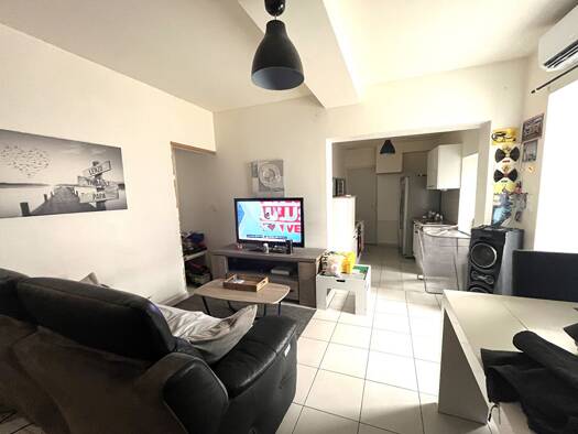 Maison à vendre 159 000 € 3 pièces 2 chambres 66 m² Maillane 13910