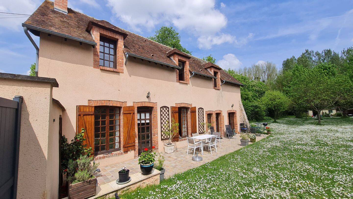 Maison 4 pièces 100 m² · à Maintenon · 100 m² · 299 000 €
