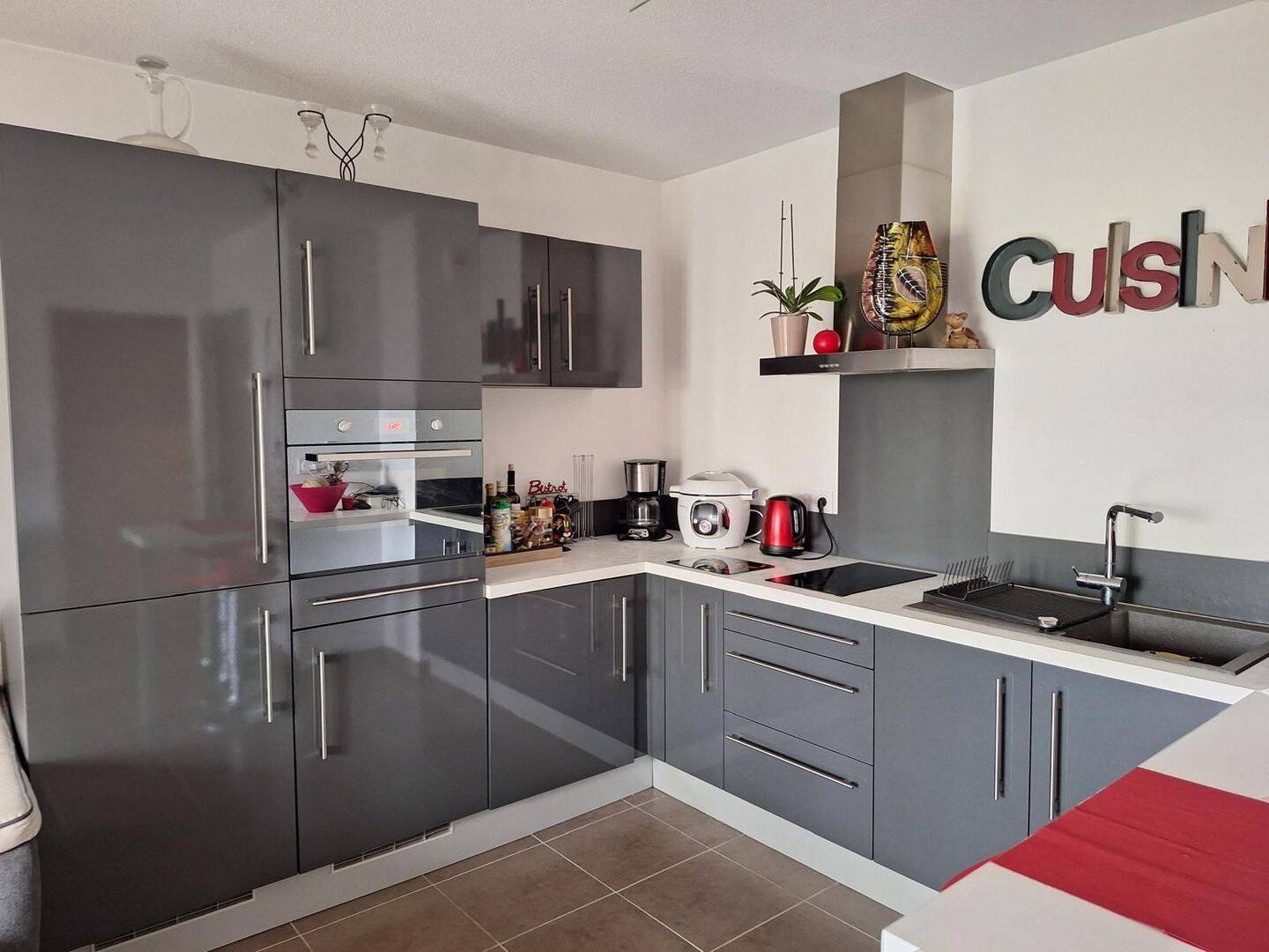 Appartement 2 pièces 45 m² · à Marseille 14ème Arrondissement · 45 m² · 868 €
