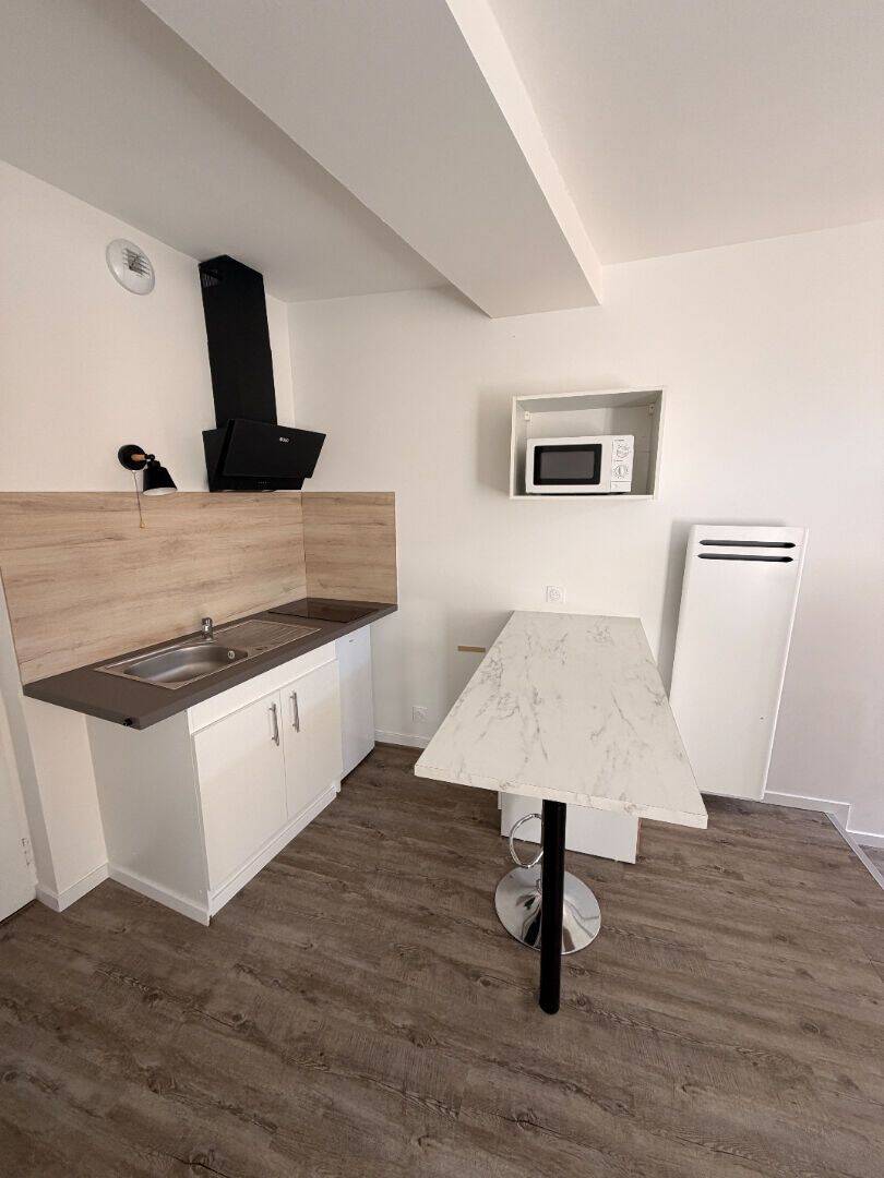 Appartement 1 pièce 17 m² · à Joigny · 17 m² · 400 €