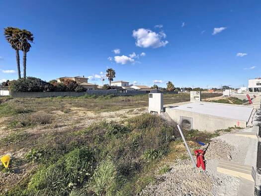 Terrain constructible viabilisé à vendre 221 000 € 316 m² de terrain Périphérie Ouest et Sud Mauguio 34130