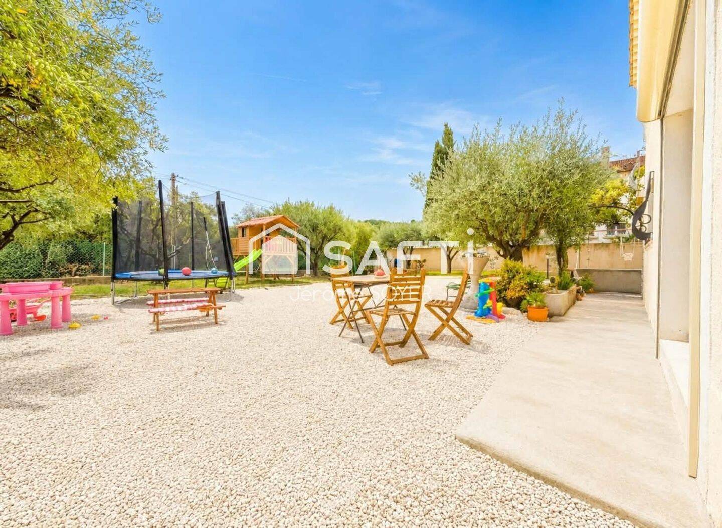 Maison 6 pièces 124 m² · à Cavaillon · 124 m² · 385 000 €