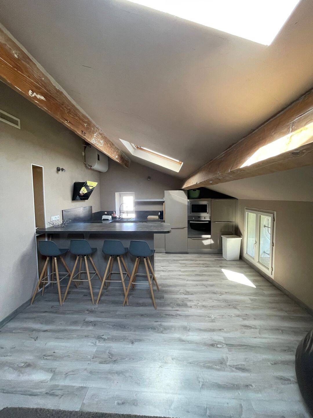 Appartement 3 pièces 44 m² · à Solliès-Pont · 44 m² · 865 €/mois