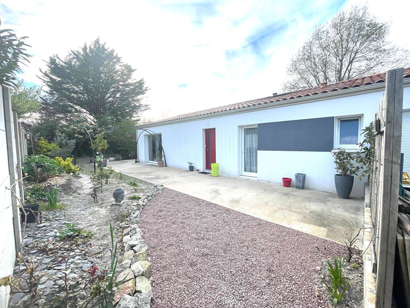 Maison 6 pièces 130 m² · à Soullans · 130 m² · 325 500 €