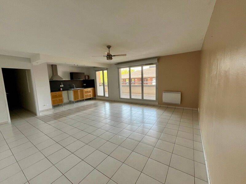Appartement 3 pièces 74 m² · à Castanet-Tolosan · 74,2 m² · 1 020 €