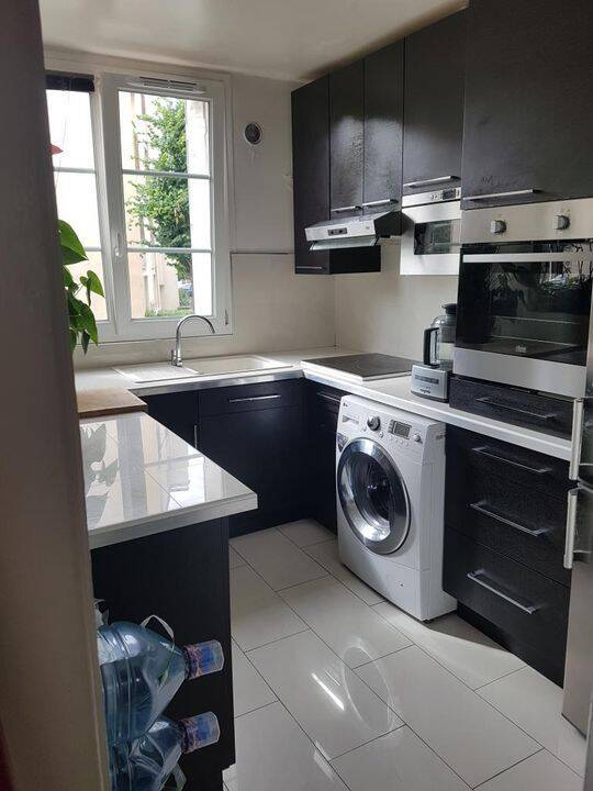 Appartement 1 pièce 10 m² · à Colombes · 10 m² · 700 €