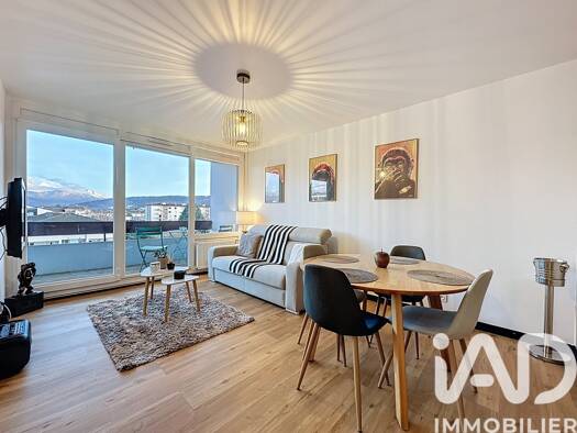Appartement à vendre 270 000 € 2 pièces 1 chambre 40,6 m² Étage 5/6 Nord Ouest Annecy 74960