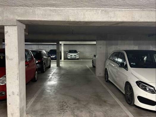 Parking à louer 70 € Rive de Seine Sud Est Melun 77000