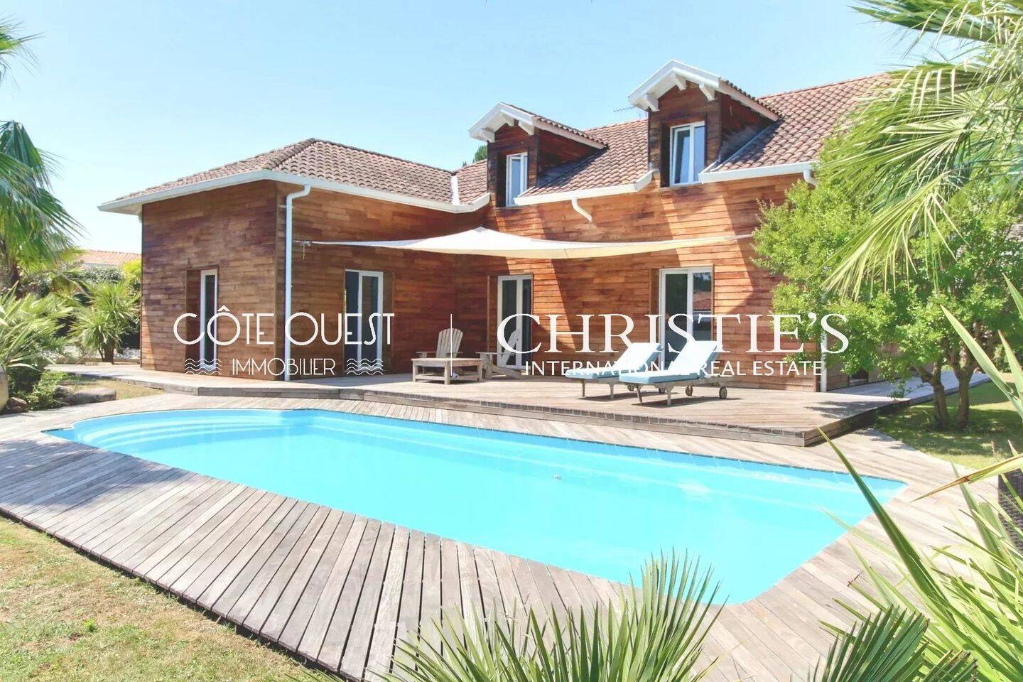 Maison 11 pièces 270 m² · à Anglet · 270 m² · 2 590 000 €