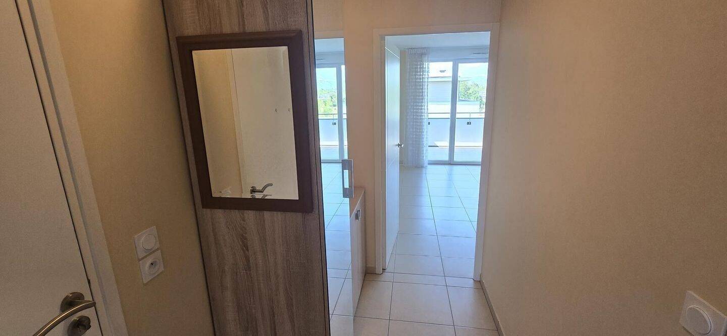 Appartement 2 pièces 44 m² · à Vif · 44 m² · 795 €