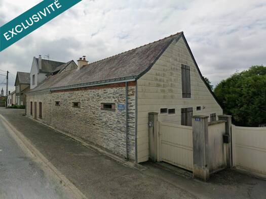 Maison à vendre 178 000 € 8 pièces 4 chambres 211 m² 873 m² de terrain La Chapelle-Glain 44670