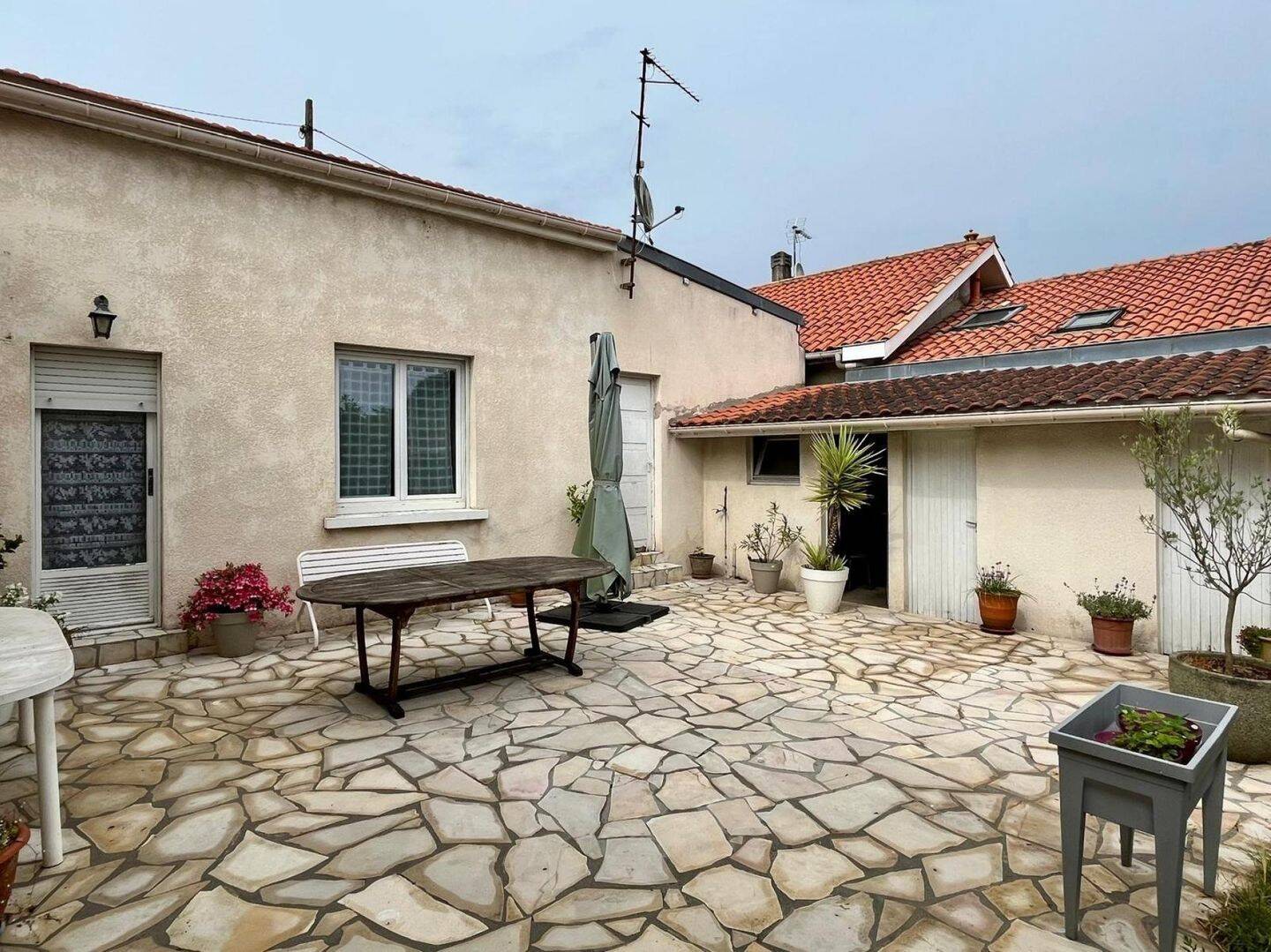 Maison 5 pièces 110 m² · à Bègles · 110 m² · 450 000 €