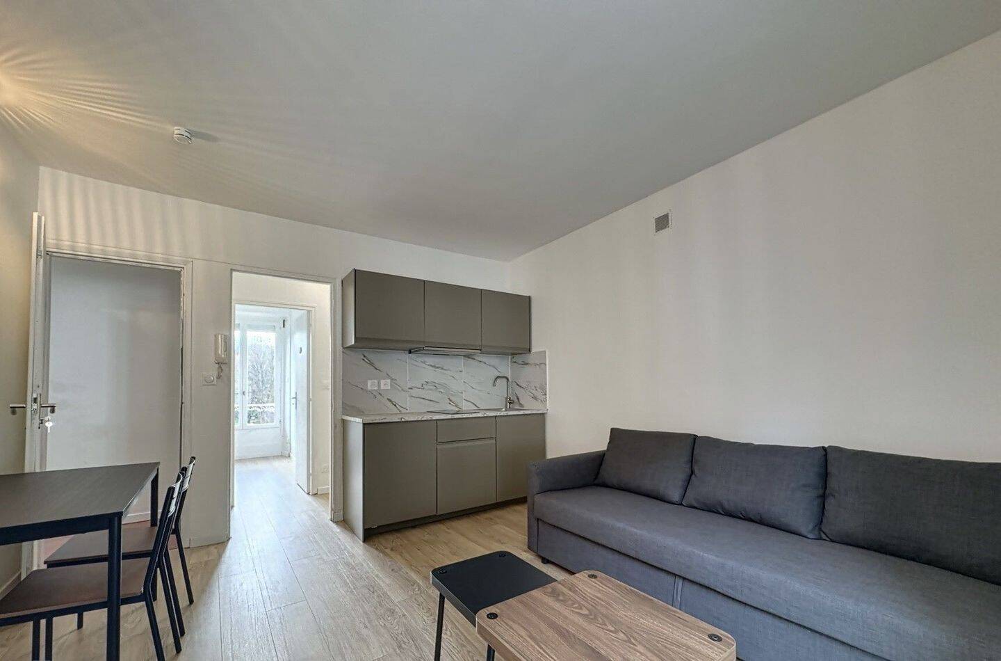 Appartement 2 pièces 31 m² · à Les Loges-en-Josas · 30,8 m² · 950 €/mois