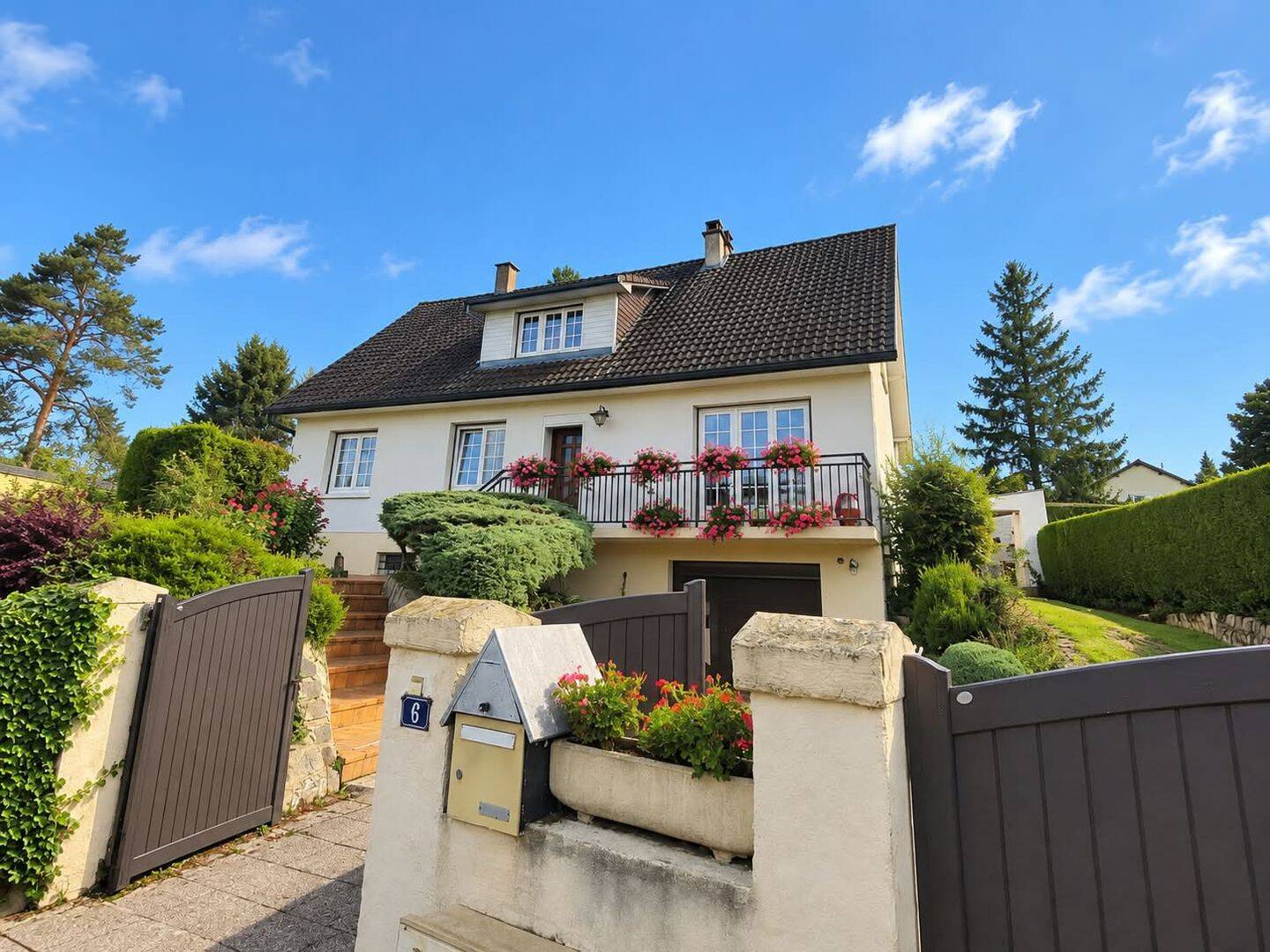 Maison 6 pièces 132 m² · à Saveuse · 132 m² · 270 000 €