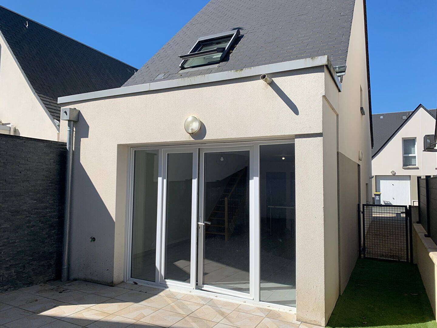 Maison 3 pièces 69 m² · à Tours · 68,9 m² · 950 €/mois
