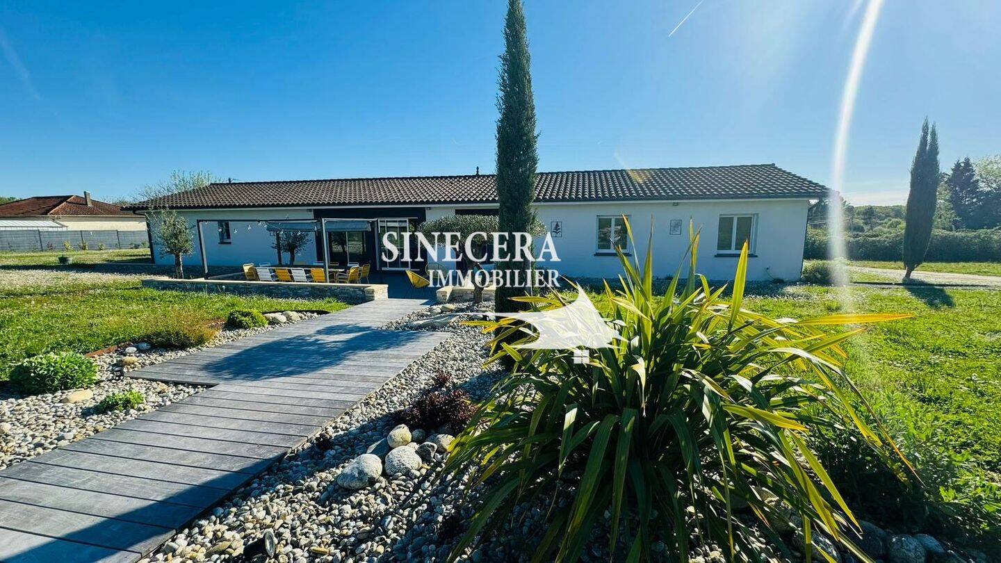 Maison 7 pièces 233 m² · à Saint-Martin-de-Gurson · 233 m² · 424 000 €
