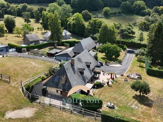 Maison à vendre 895 000 € 7 pièces 4 chambres 300 m² 10 400 m² de terrain Pont-l'Évêque 14130