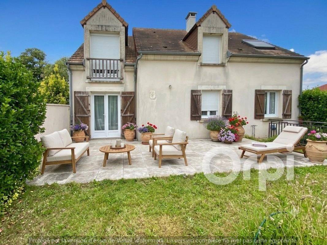 Maison 7 pièces 172 m² · à Buchelay · 172 m² · 397 000 €