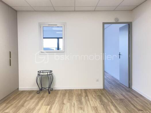 Espace bureau à louer 840 € 51 m² de bureaux Bressis-Neigeos Seynod 74600