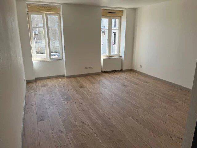Appartement 1 pièce 39 m² · à Nevers · 39 m² · 420 €/mois