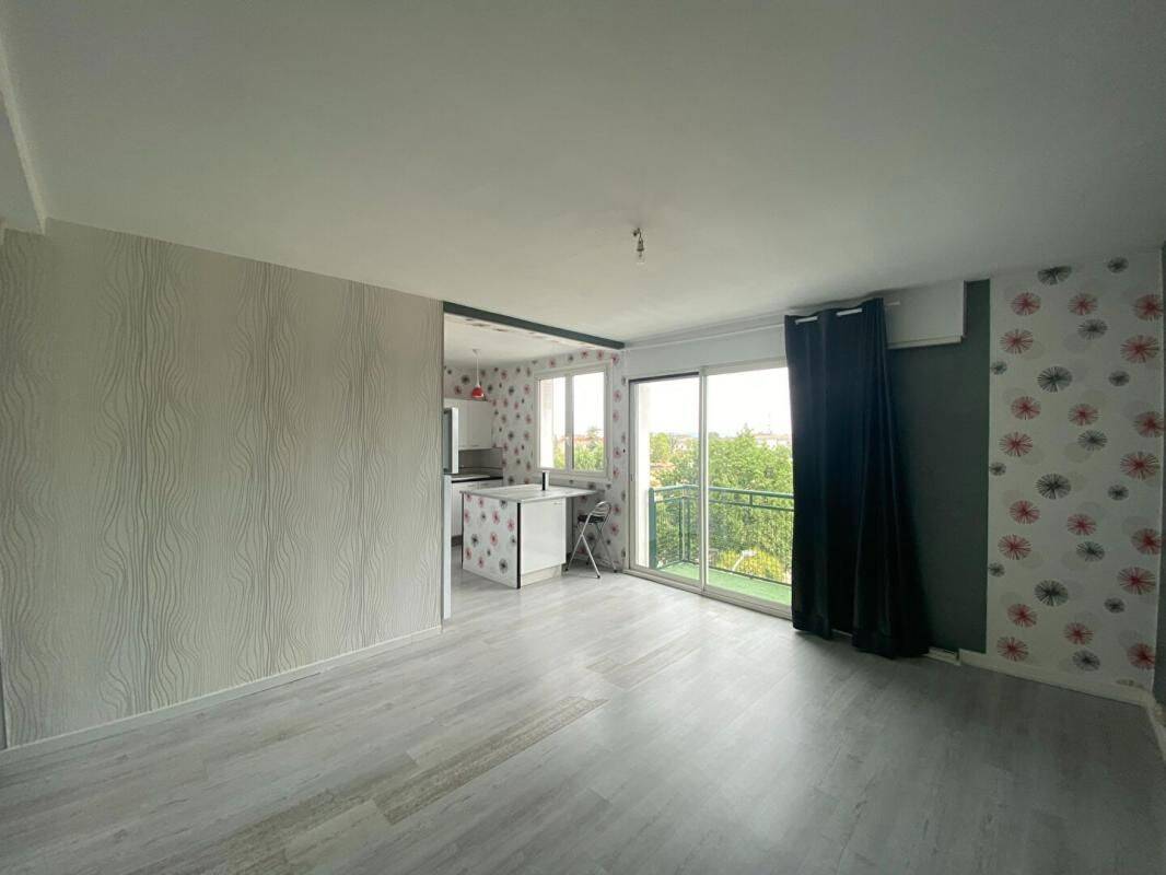 Appartement 3 pièces 57 m² · à Montauban · 56,7 m² · 735 €