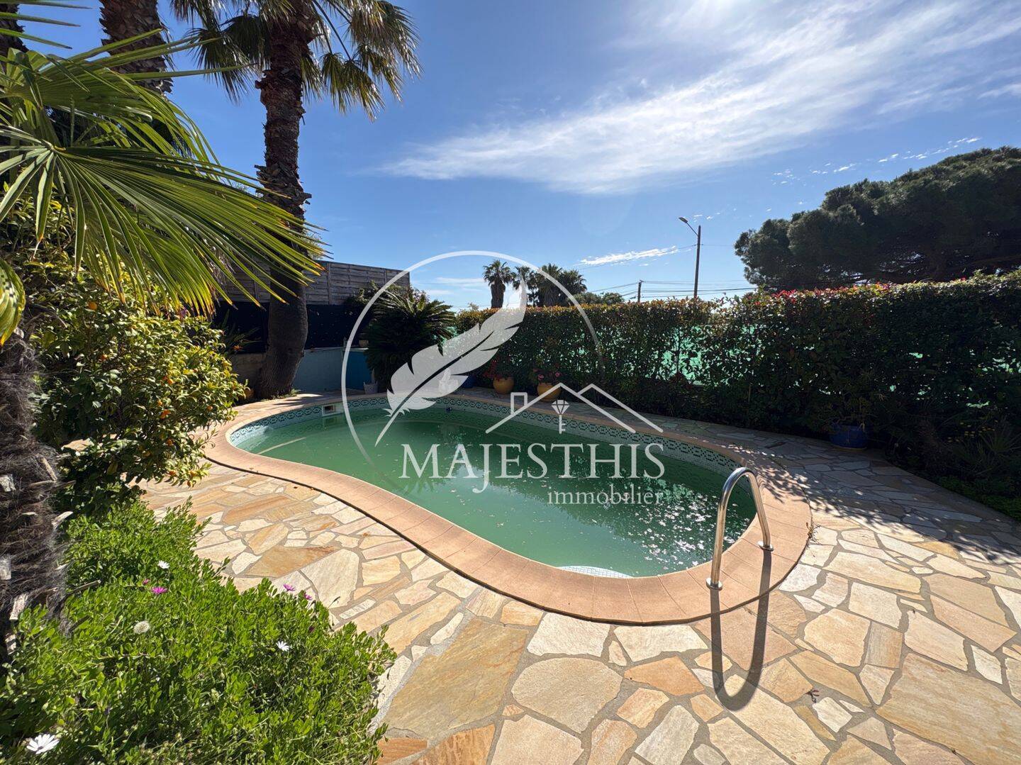 Maison 4 pièces 107 m² · à Hyères · 106,5 m² · 494 000 €
