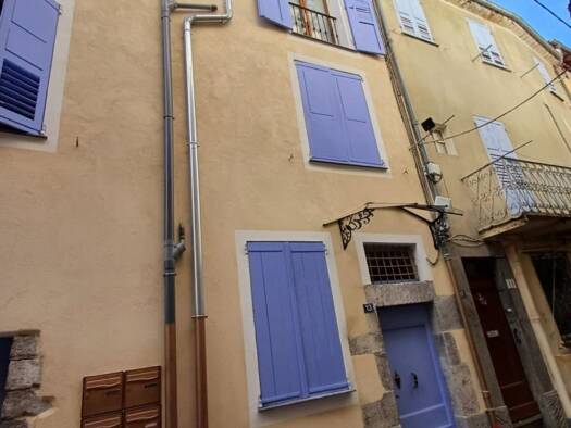 Appartement à vendre 115 000 € 5 pièces 4 chambres 89 m² 2ème étage Puget-Théniers 06260