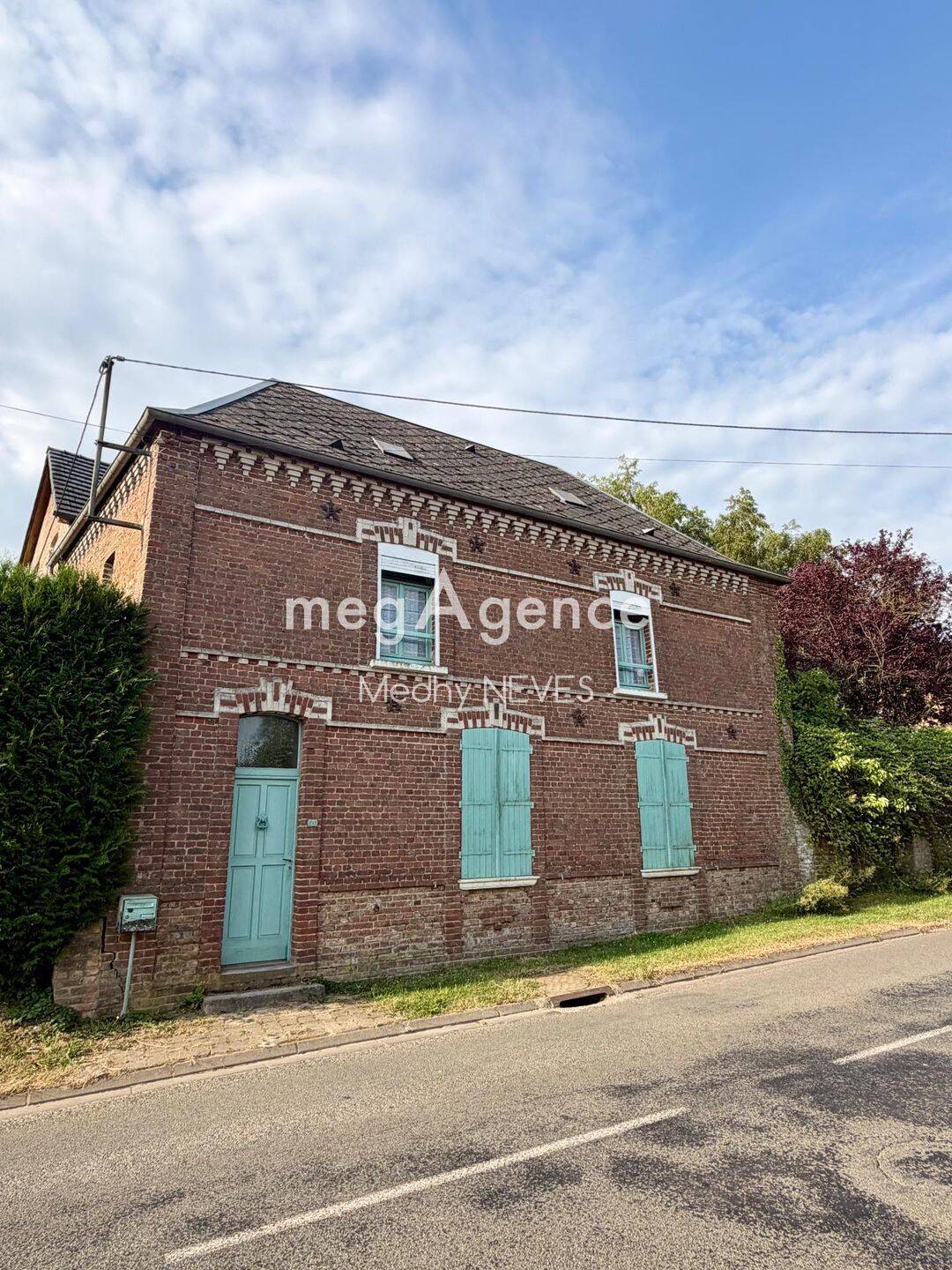 Maison 5 pièces 159 m² · à Neuvillette · 159 m² · 129 000 €