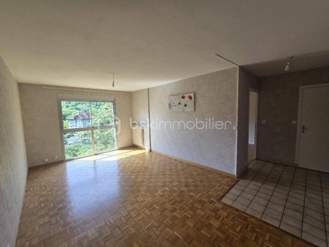 Appartement 2 pièces 52 m² · à Vizille · 52 m² · 107 000 €