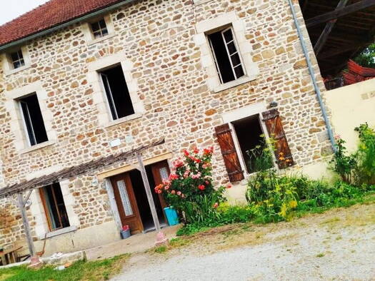 Maison à vendre 311 800 € 10 pièces 6 chambres 10 000 m² 250 m² de terrain Les Mars 23700