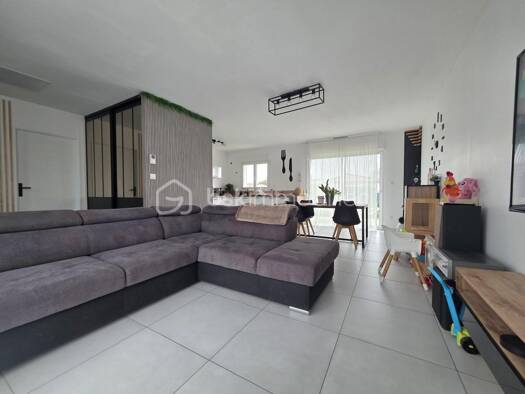 Maison de plain-pied à vendre 249 999 € 4 pièces 3 chambres 93 m² Montbartier 82700