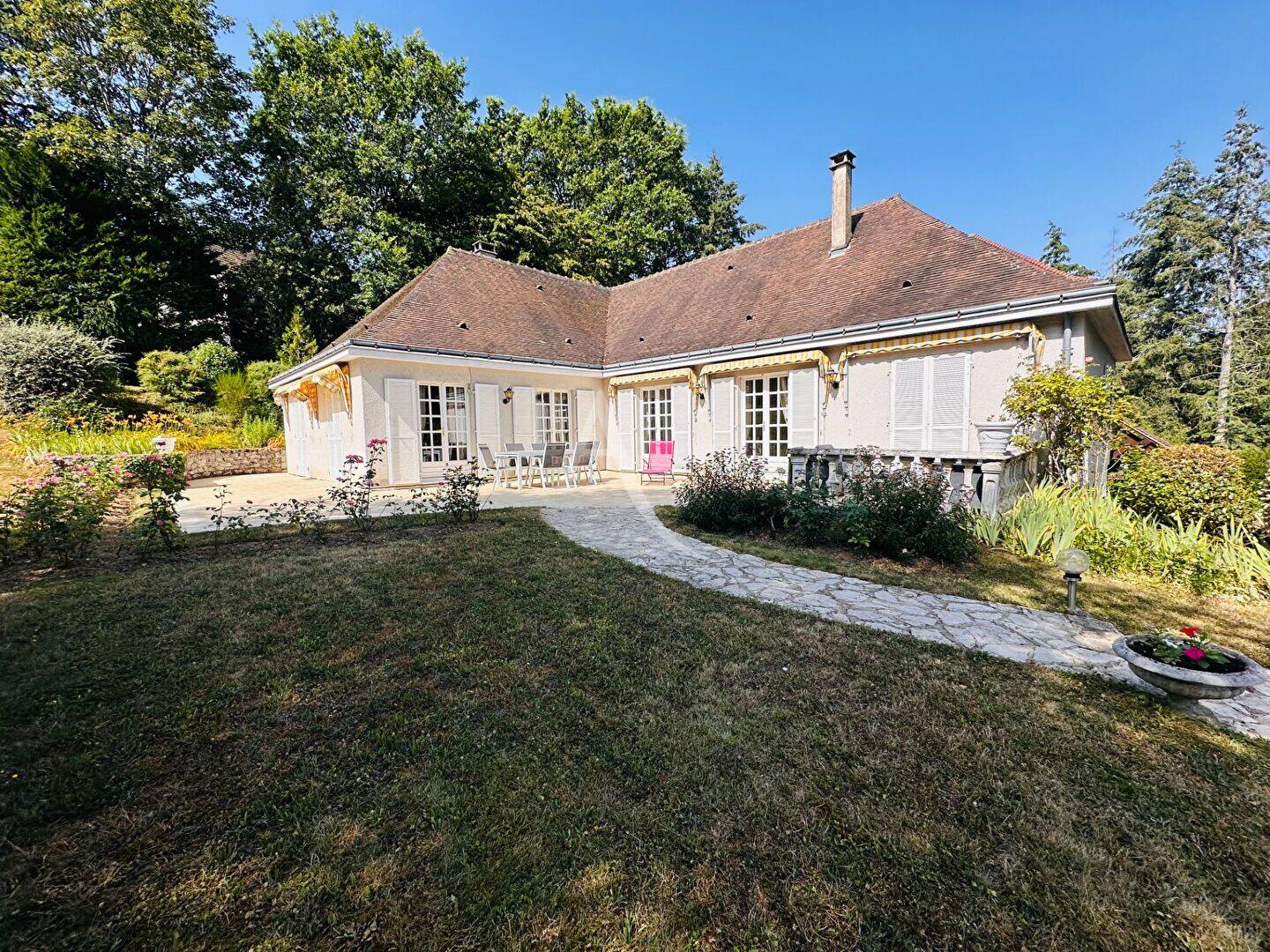 Maison 9 pièces 253 m² · à Blois · 253 m² · 490 000 €