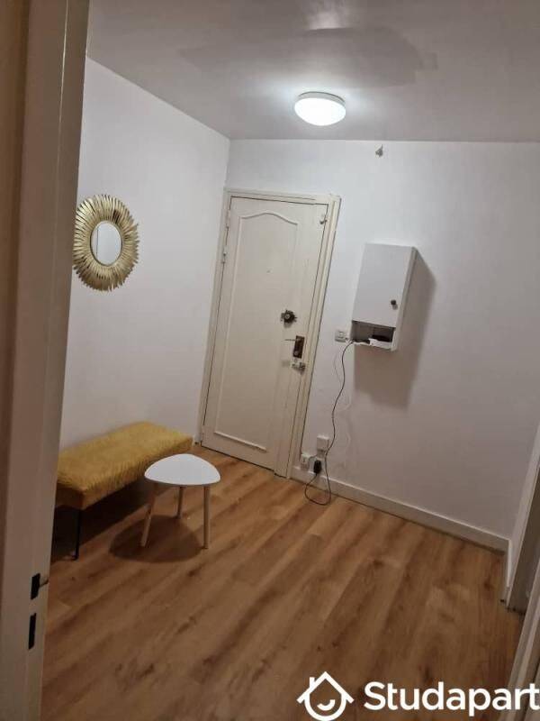 1 pièce 10 m² · à Pontoise · 10 m² · 500 €/mois