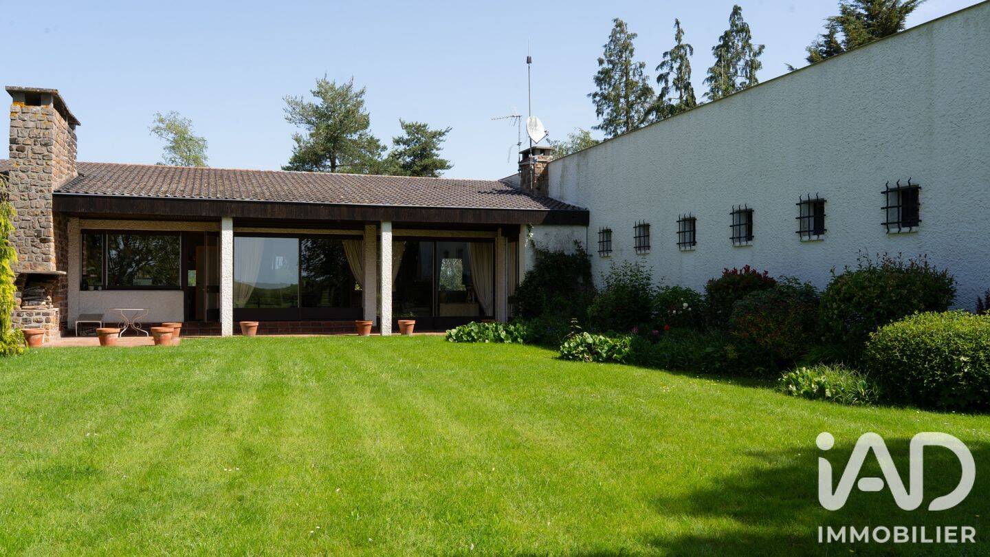 Maison 6 pièces 190 m² · à Brou · 190 m² · 400 000 €