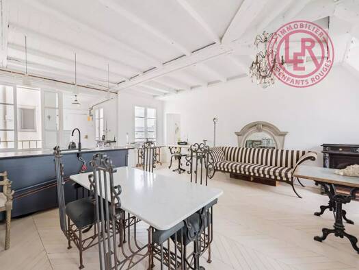 Appartement à vendre 745 000 € 2 pièces 1 chambre 50 m² Étage 5/5 Archives Paris 3ème arrondissement 75003