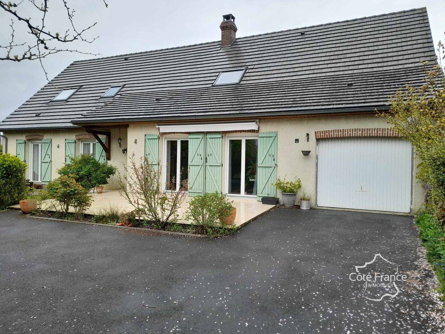 Maison 8 pièces 182 m² · à La Capelle · 182 m² · 214 000 €