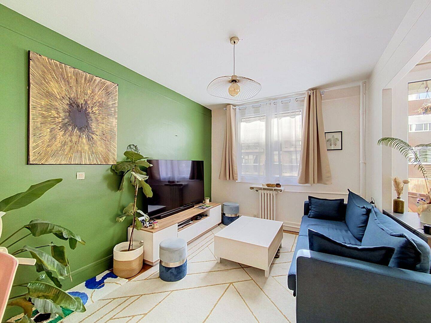 Appartement 2 pièces 57 m² · à Paris 15ème Arrondissement · 57,5 m² · 1 523 €/mois