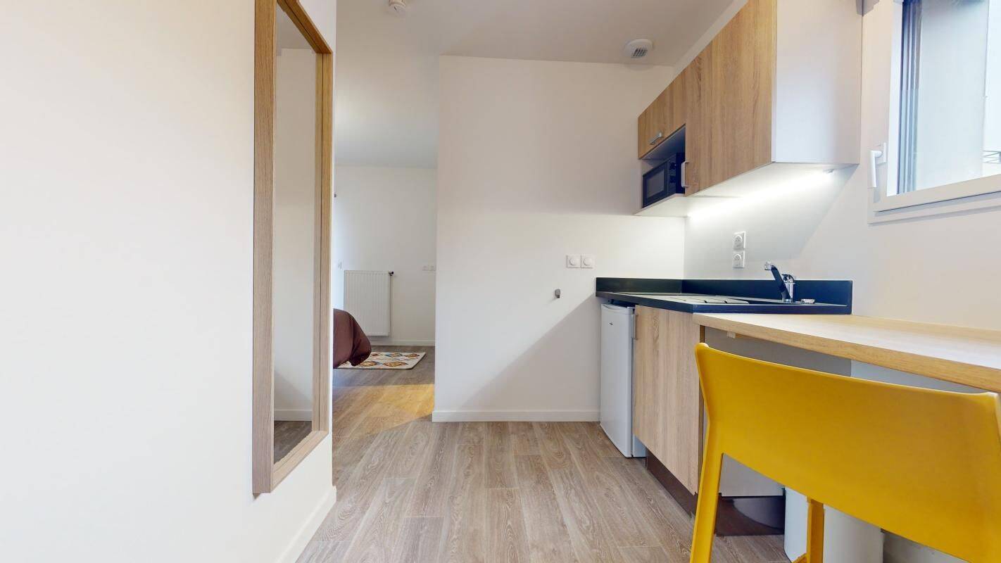 Appartement 1 pièce 21 m² · à Lyon 8ème Arrondissement · 21 m² · 1 025 €