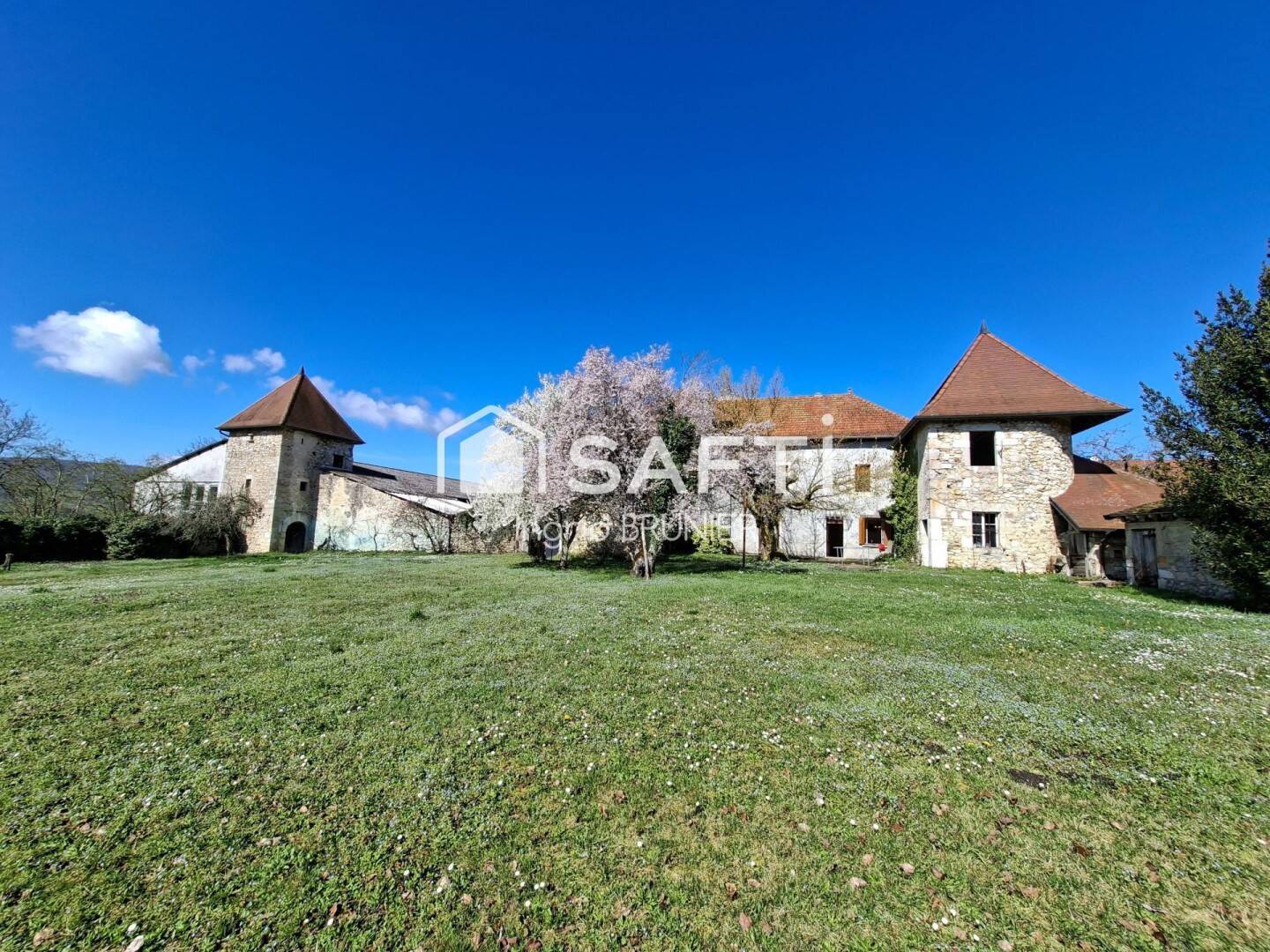 Maison 15 pièces 150 m² · à Yenne · 150 m² · 1 135 000 €