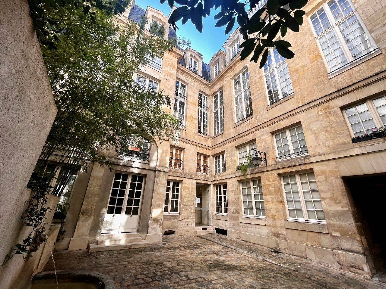 Appartement 2 pièces 43 m² · à Paris 3ème Arrondissement · 43 m² · 1 800 €/mois