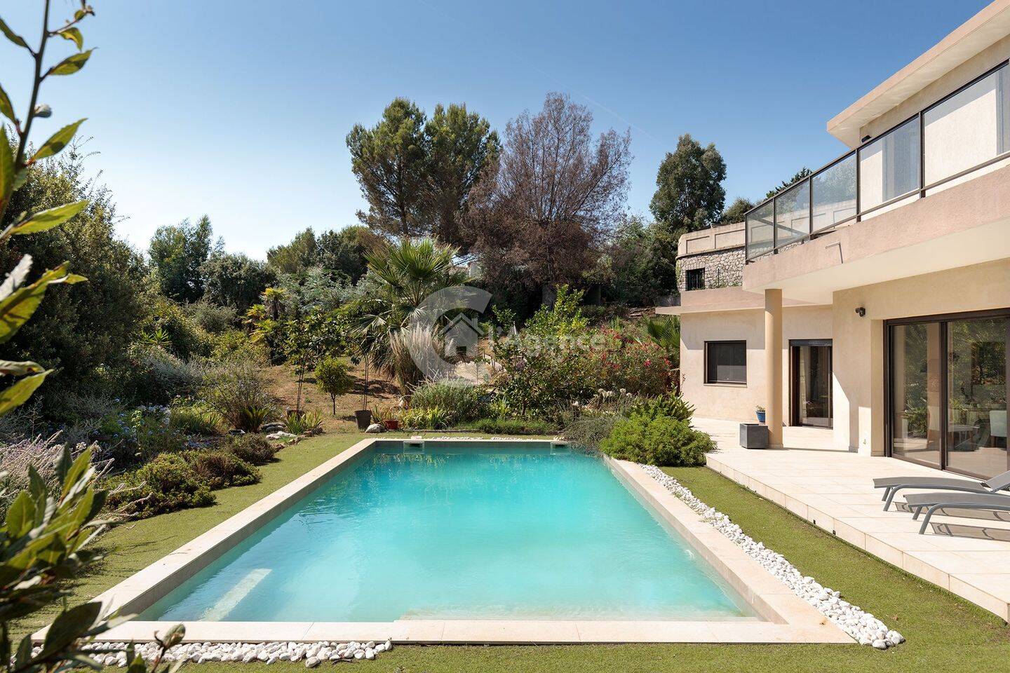 Maison 7 pièces 280 m² · à Antibes · 280 m² · 1 580 000 €