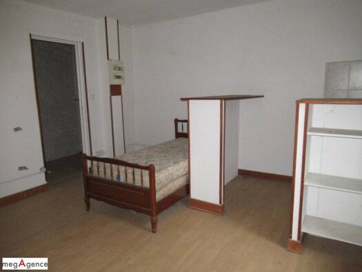 Immeuble à vendre 98 000 € 488 m² Varennes-sur-Allier 03150