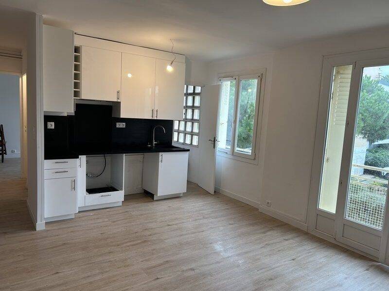Appartement 2 pièces 40 m² · à Marseille 8ème Arrondissement · 40 m² · 855 €/mois
