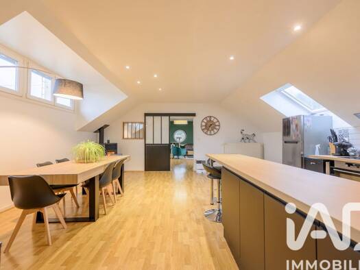 Appartement à vendre 120 000 € 4 pièces 3 chambres 104,7 m² 2 étages Centre Sedan 08200