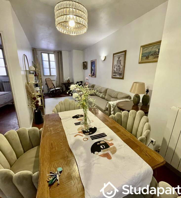 1 pièce 11 m² · à Grasse · 11 m² · 540 €