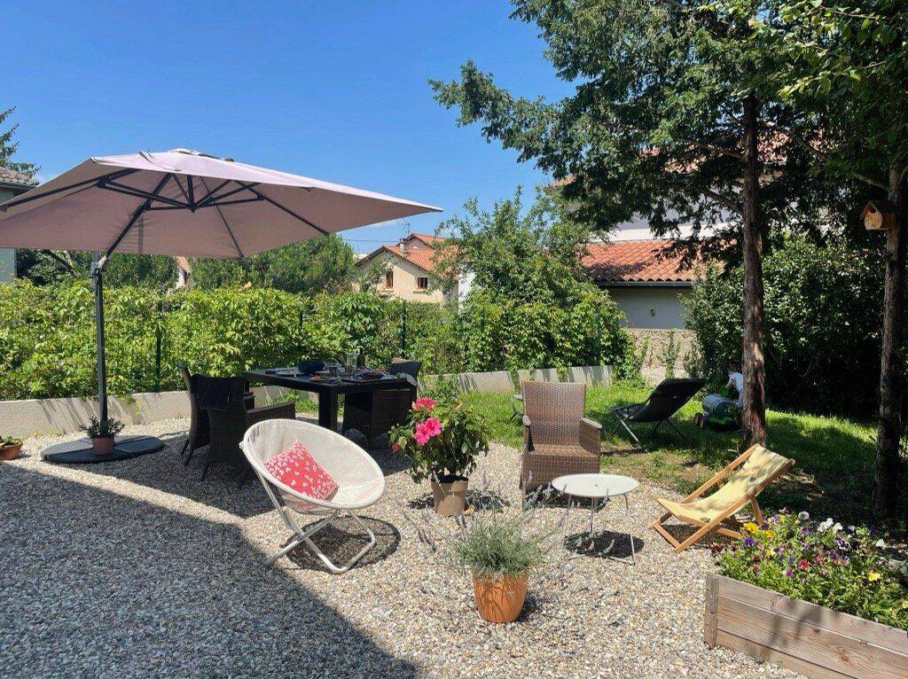 Appartement 4 pièces 70 m² · à Bron · 70 m² · 1 350 €