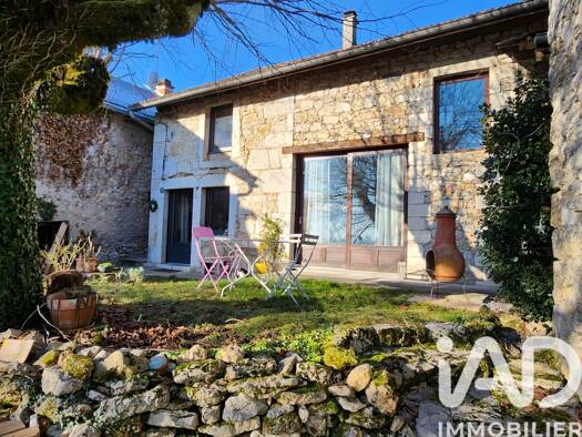 Maison à vendre 229 000 € 4 pièces 3 chambres 147 m² 438 m² de terrain Belmont-Luthézieu 01260