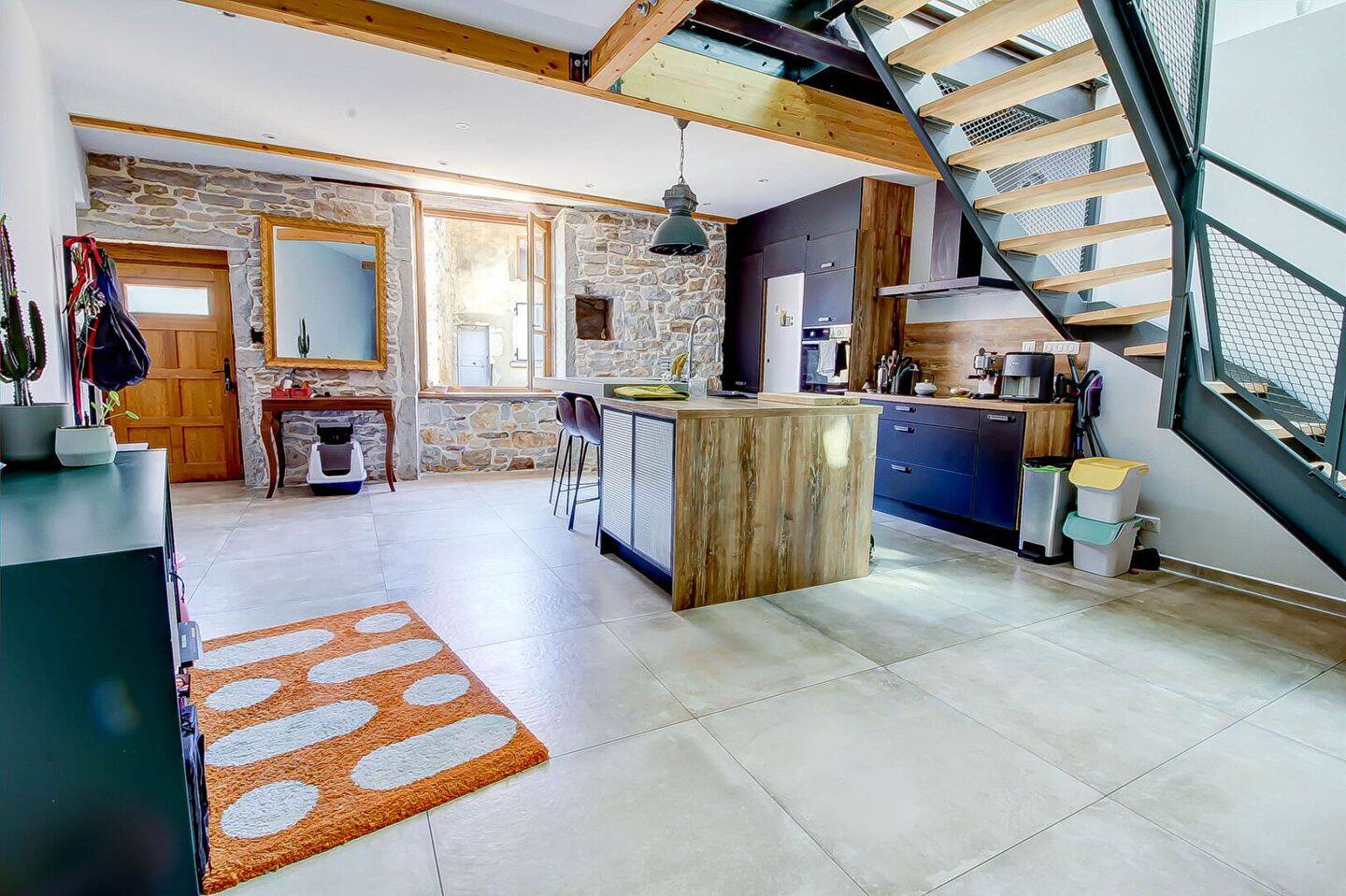 Maison 3 pièces 94 m² · à Saint-Sorlin-en-Bugey · 93,7 m² · 825 €